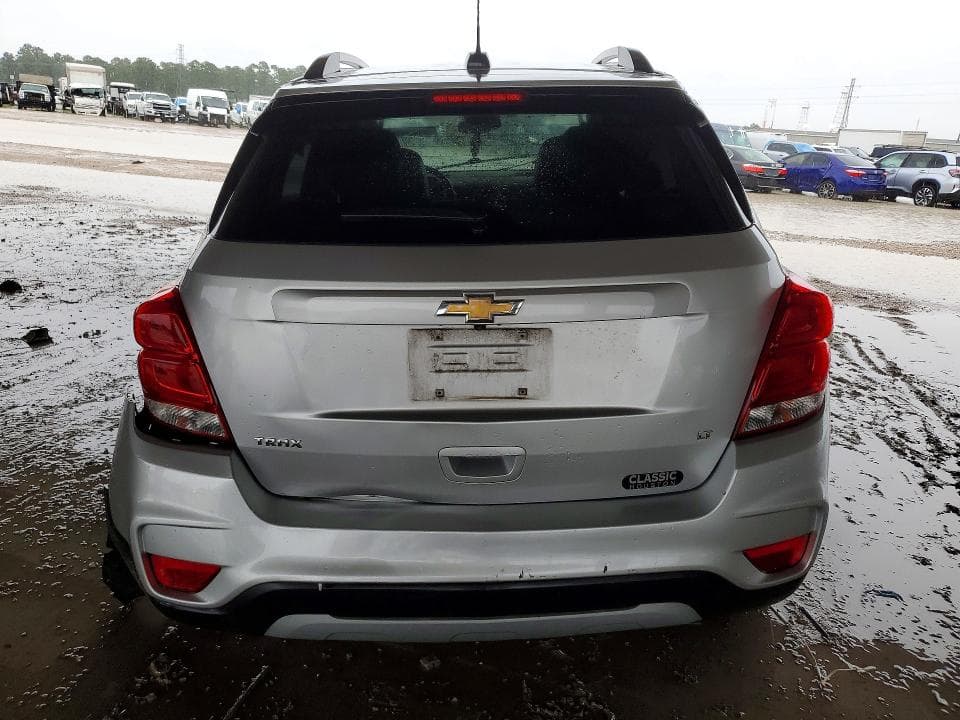 2020 CHEVROLET TRAX 1LT 6