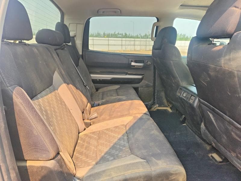 2020 TOYOTA TUNDRA SR5 10