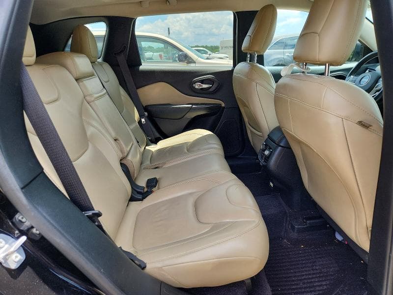 2017 JEEP CHEROKEE LIMITED 11