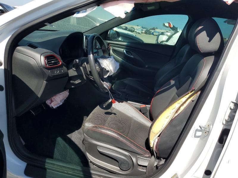 2018 HYUNDAI ELANTRA GT SPORT 7