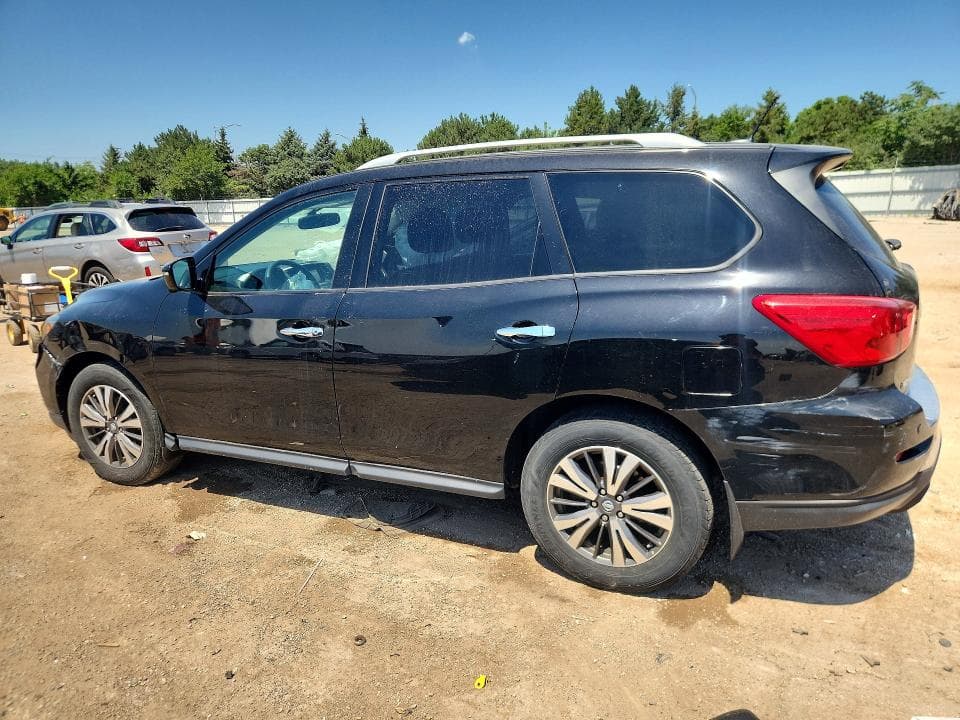 2017 NISSAN PATHFINDER SL 2