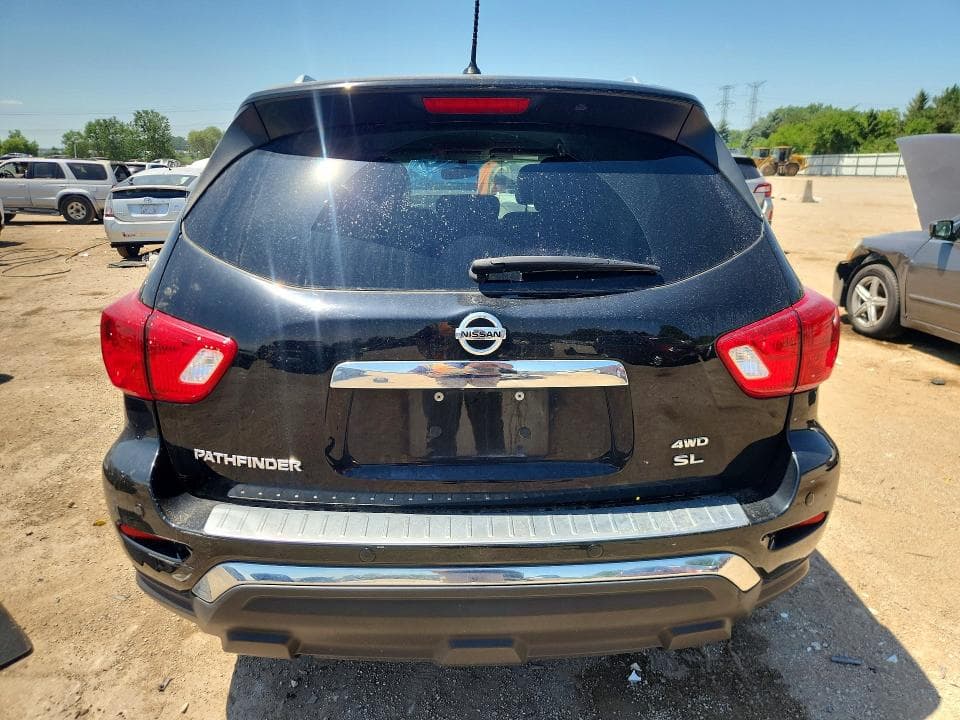 2017 NISSAN PATHFINDER SL 6