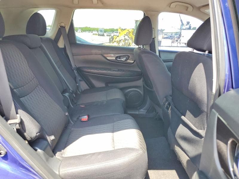 2019 NISSAN ROGUE S 11