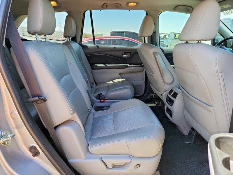 2017 HONDA PILOT ELITE 11