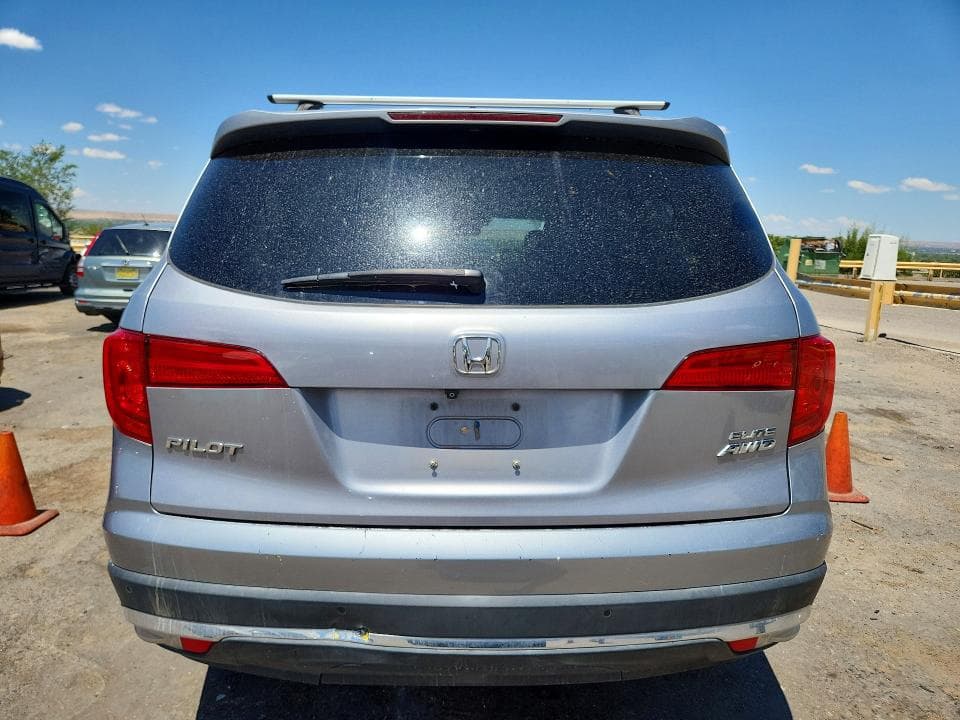 2017 HONDA PILOT ELITE 6