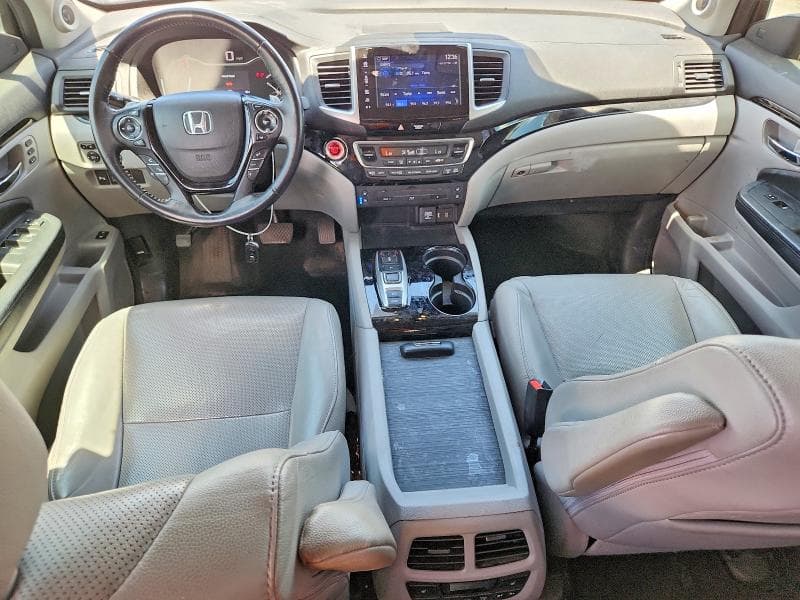 2017 HONDA PILOT ELITE 8