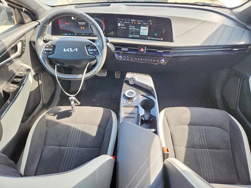 2024 KIA EV6 GT LINE 8