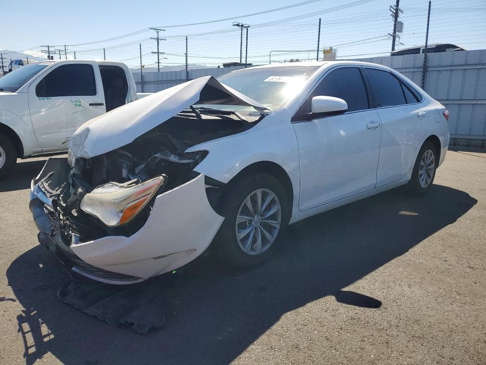 2017 TOYOTA CAMRY LE - 1
