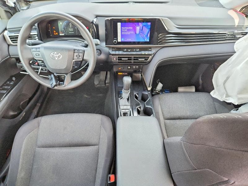 2025 TOYOTA CAMRY LE 8