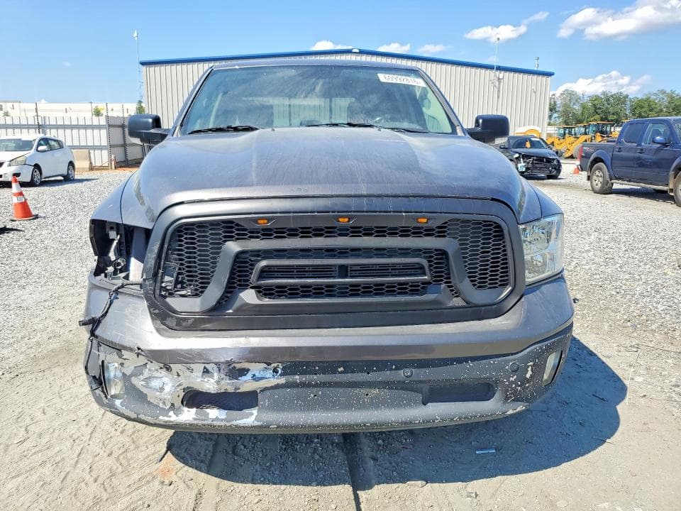 2017 RAM 1500 SLT 5