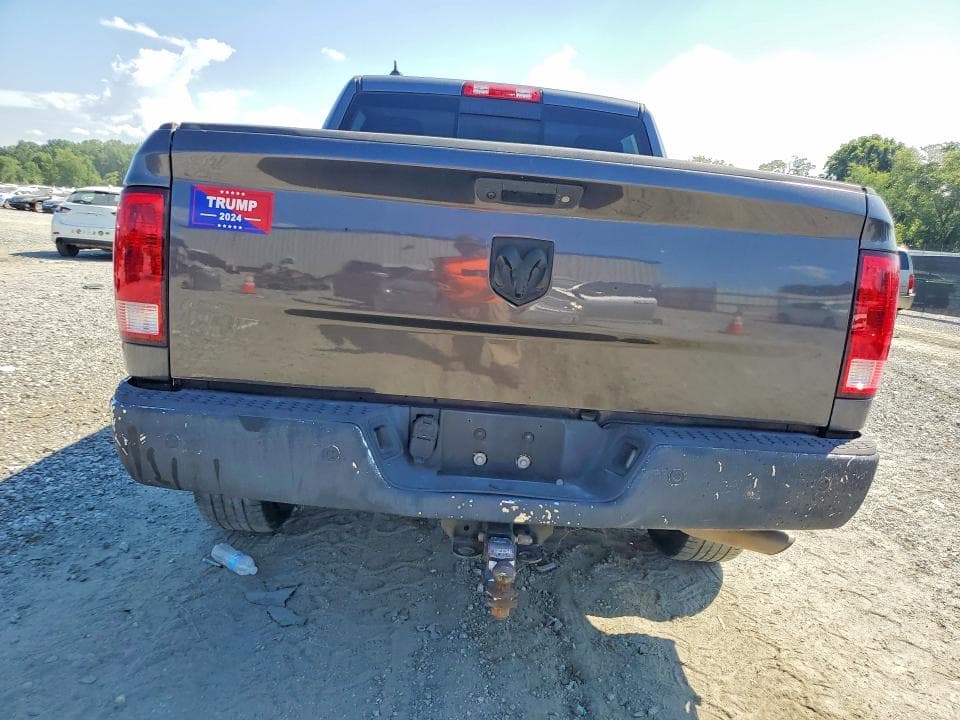 2017 RAM 1500 SLT 6