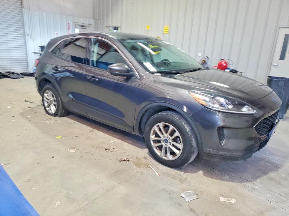 2020 FORD ESCAPE SE 4