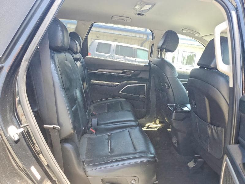 2022 KIA TELLURIDE LX 11