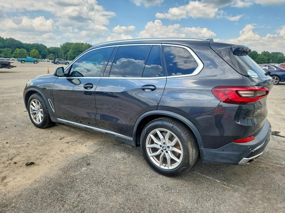 2021 BMW X5 XDRIVE45E 2