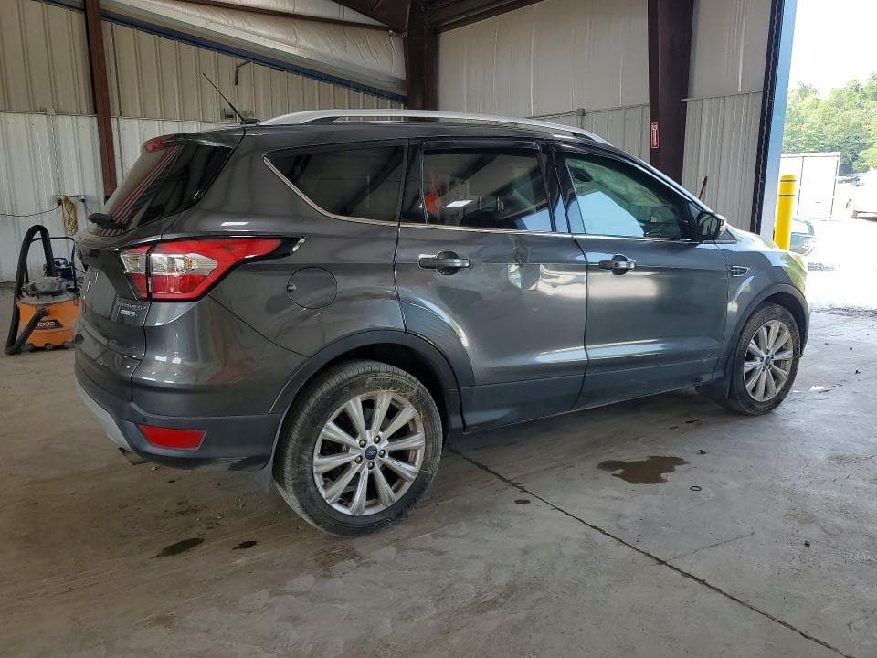 2017 FORD ESCAPE TITANIUM 3