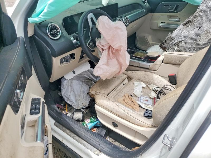 2021 MERCEDES-BENZ GLB 250 250 8
