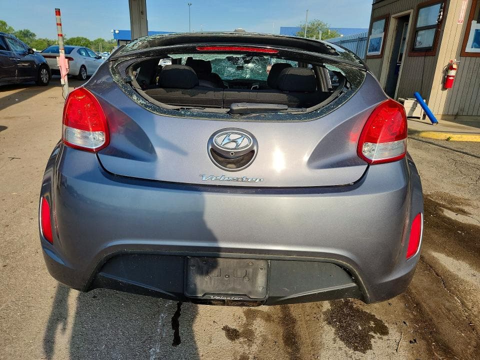 2017 HYUNDAI VELOSTER BASE BASE 6