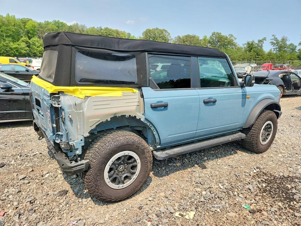 2023 FORD BRONCO 3