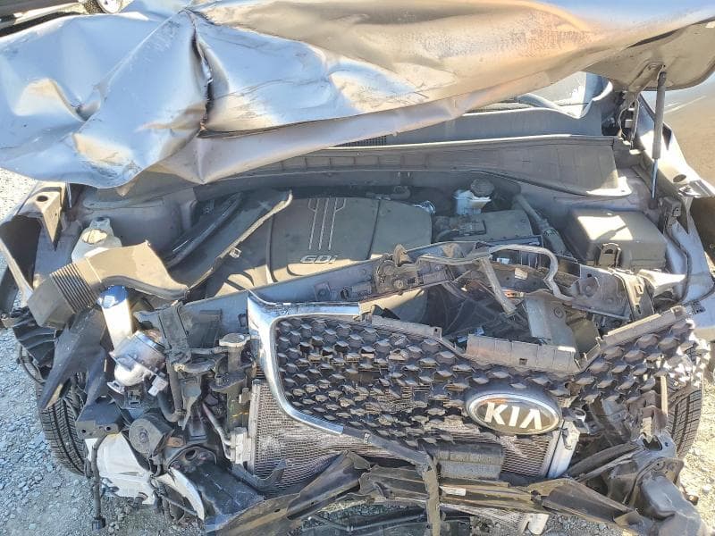 2017 KIA SORENTO LX V6 12