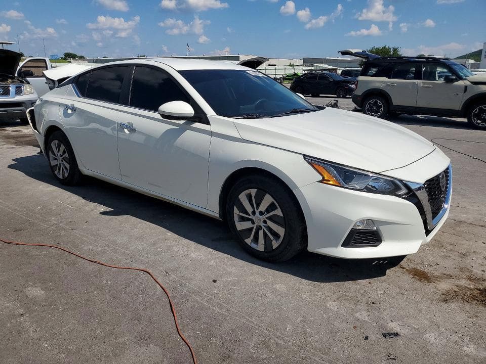 2020 NISSAN ALTIMA S 4