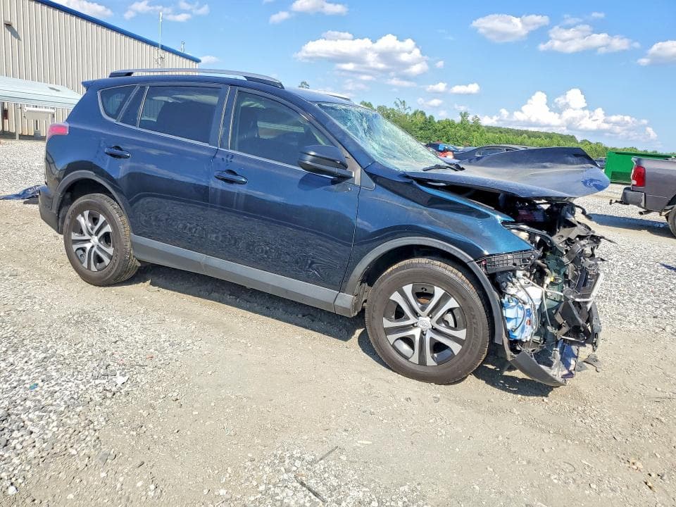 2017 TOYOTA RAV4 LE 4