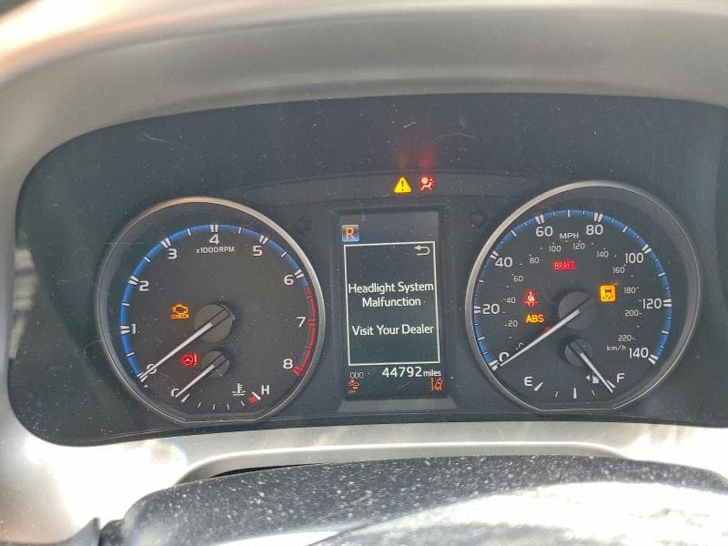 2017 TOYOTA RAV4 LE 9