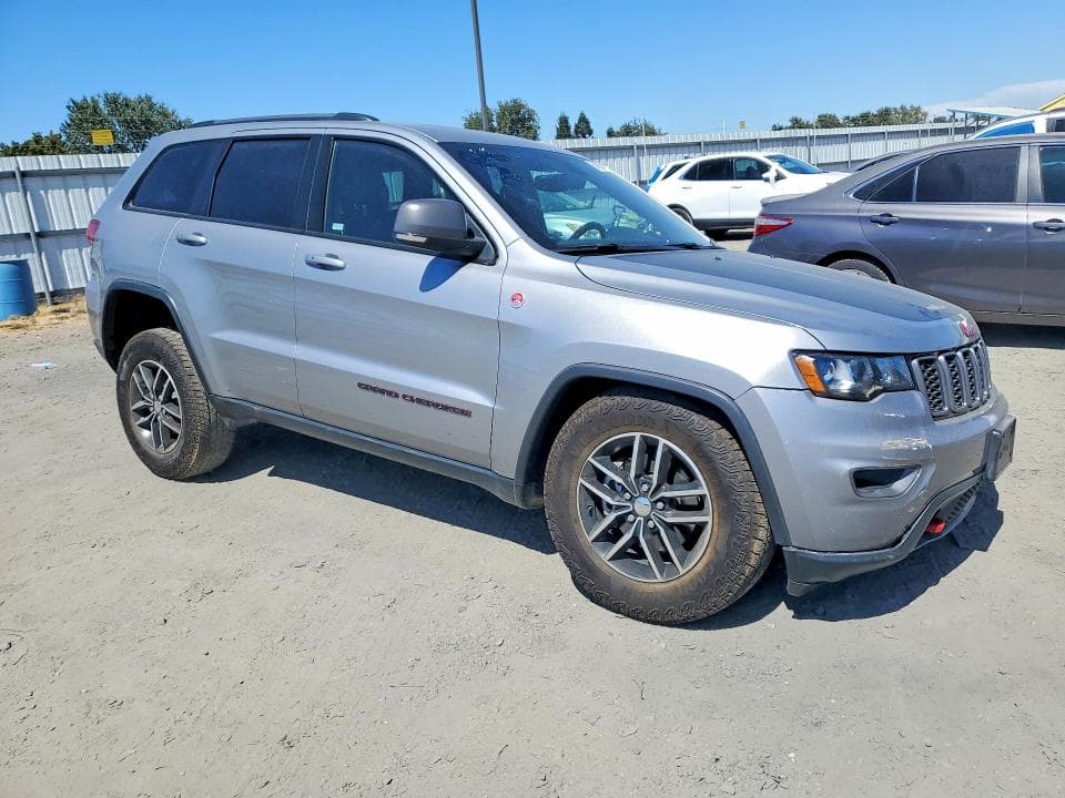 2017 JEEP GRAND CHEROKEE TRAILHAWK 4