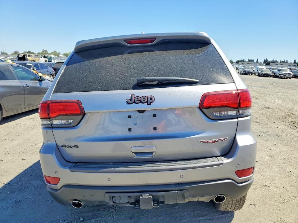 2017 JEEP GRAND CHEROKEE TRAILHAWK 6