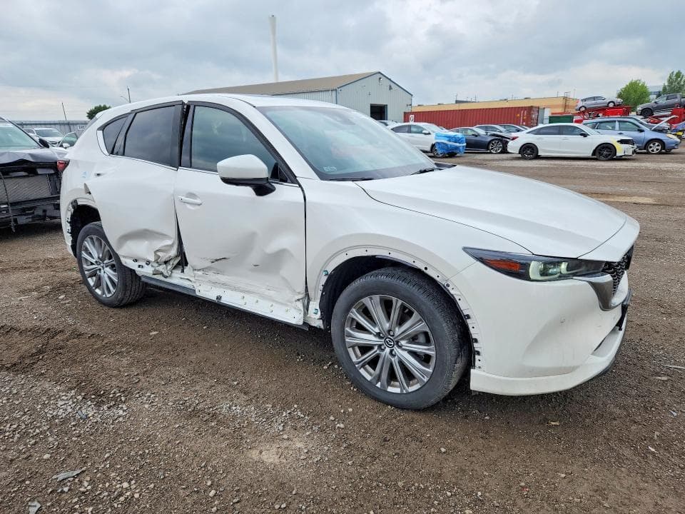 2023 MAZDA CX-5 SIGNATURE 4