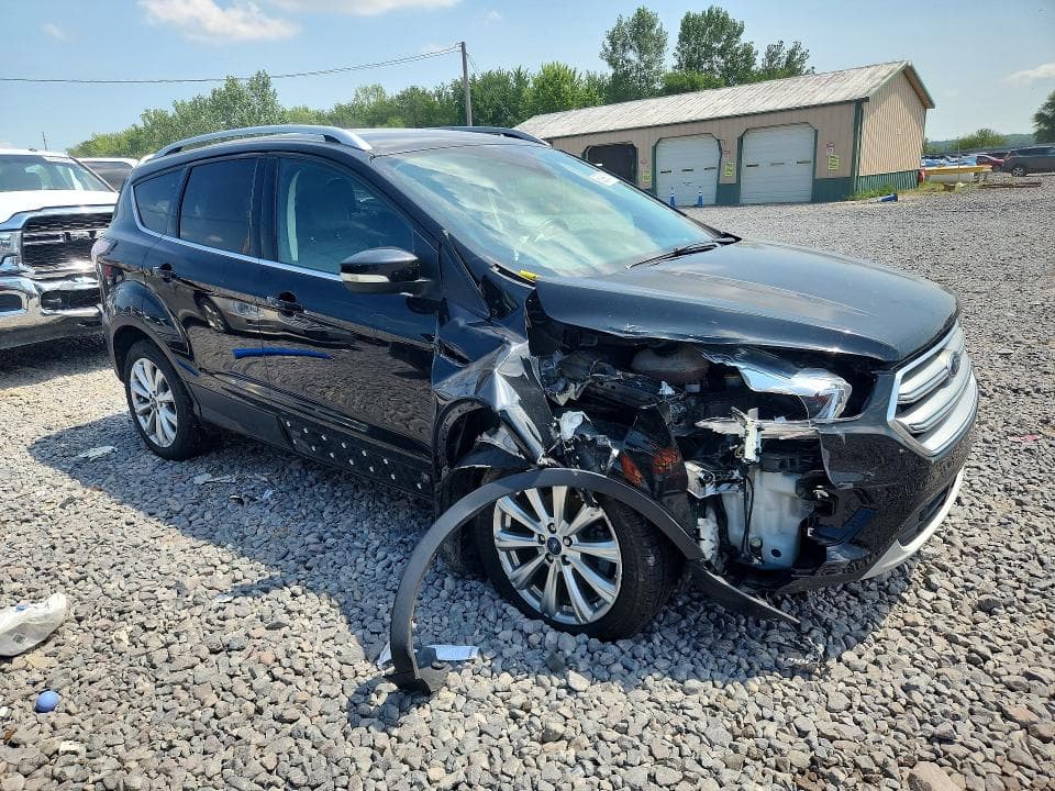 2017 FORD ESCAPE TITANIUM 4