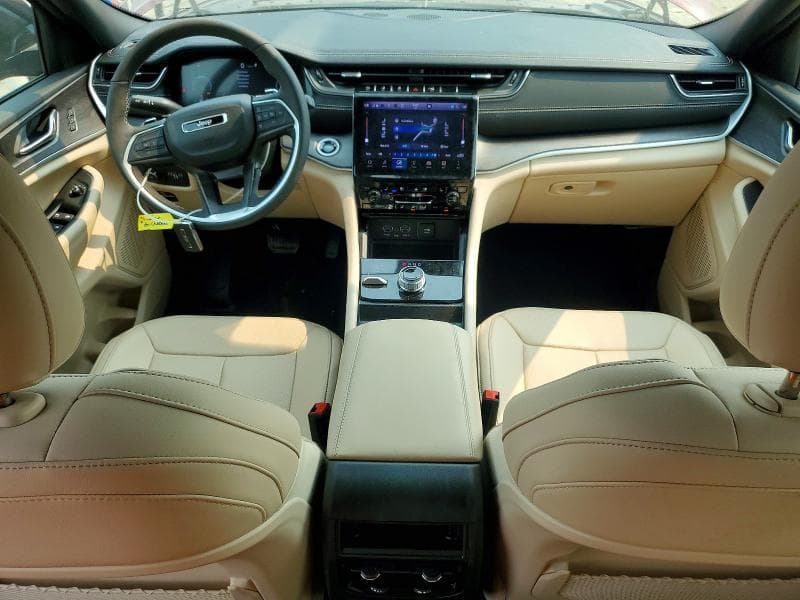2025 JEEP GRAND CHEROKEE LIMITED LIMITED 8