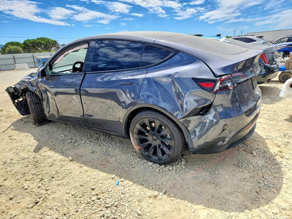 2023 TESLA MODEL Y 2