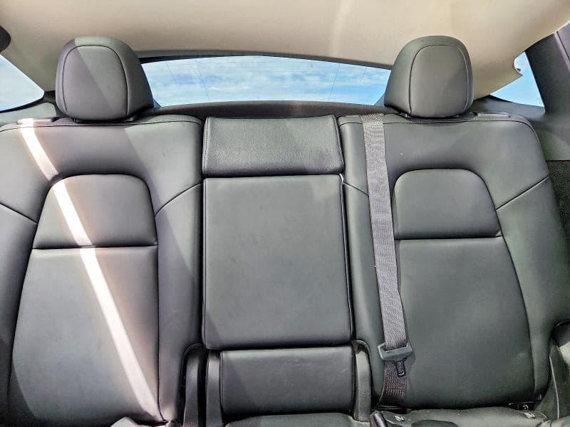2023 TESLA MODEL Y 10