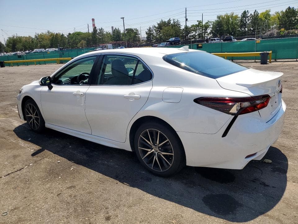 2021 TOYOTA CAMRY SE 2