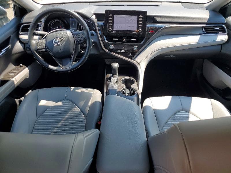 2021 TOYOTA CAMRY SE 8