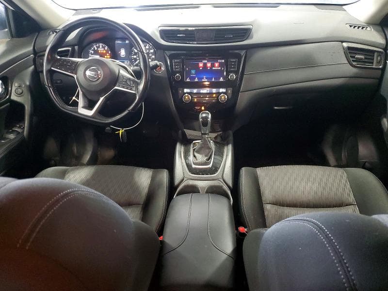 2020 NISSAN ROGUE SV 8