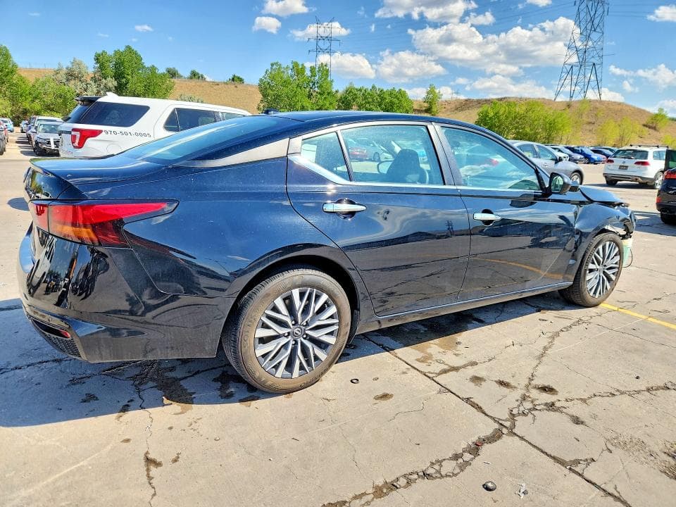 2025 NISSAN ALTIMA SV 3