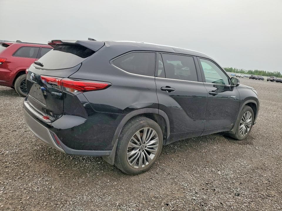 2021 TOYOTA HIGHLANDER HYBRID PLATINUM 3