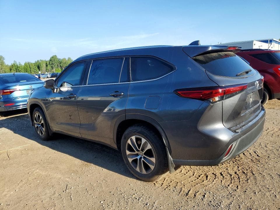 2020 TOYOTA HIGHLANDER XLE 2