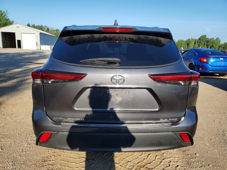 2020 TOYOTA HIGHLANDER XLE 6