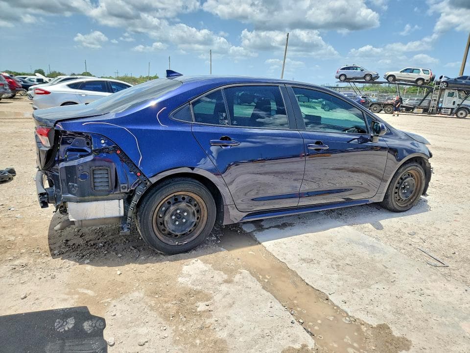 2023 TOYOTA COROLLA LE 3