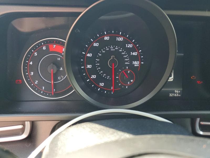2023 HYUNDAI ELANTRA SEL 9