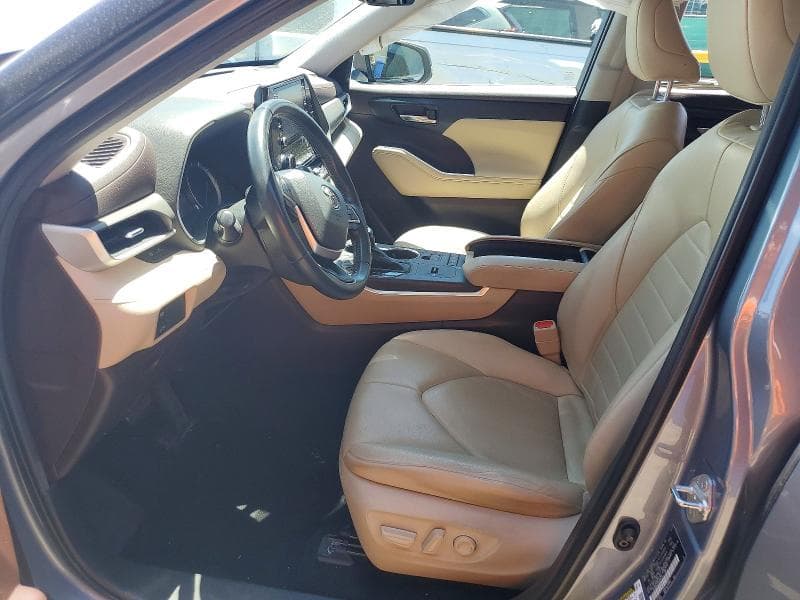 2022 TOYOTA HIGHLANDER HYBRID XLE XLE 7