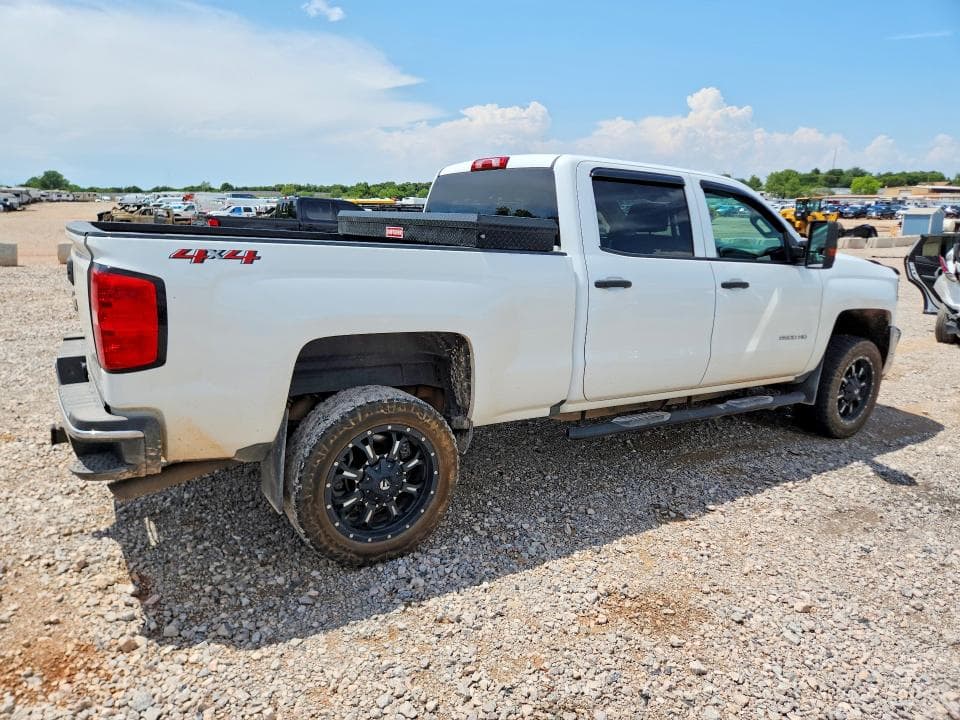 2018 CHEVROLET SILVERADO K2500 HEAVY DUTY 3