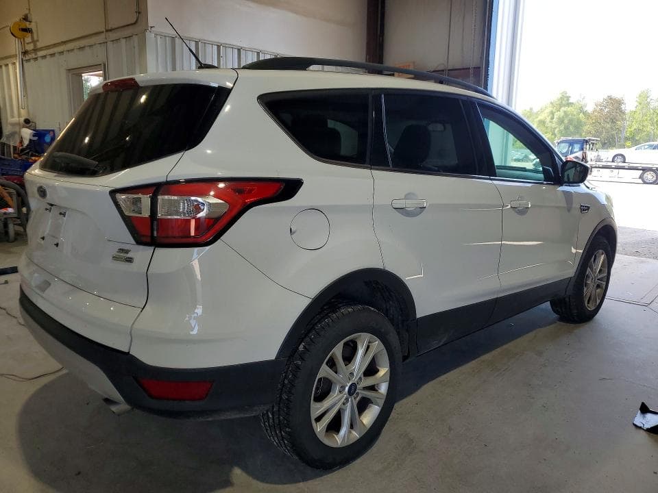 2018 FORD ESCAPE SE 3