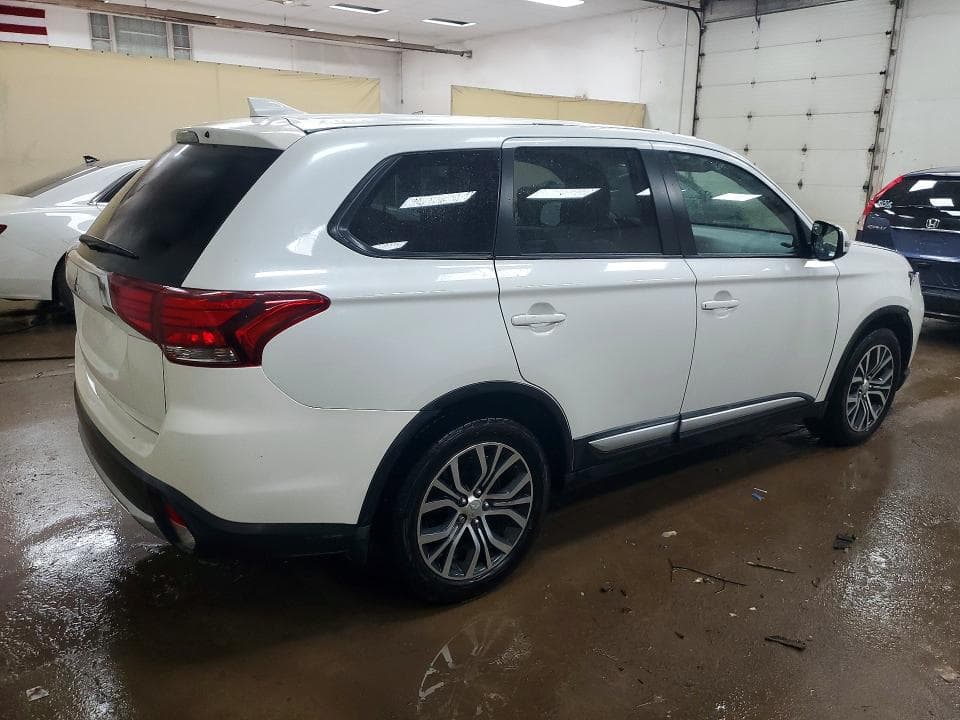 2017 MITSUBISHI OUTLANDER SE/SEL SE/SEL 3