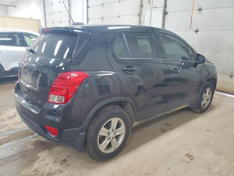 2022 CHEVROLET TRAX LS 3