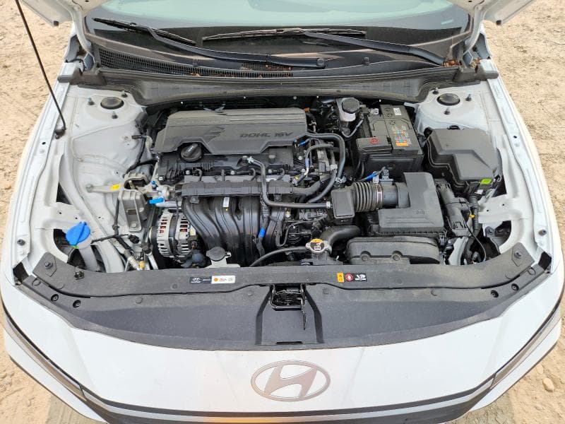 2025 HYUNDAI ELANTRA SEL SPORT 11