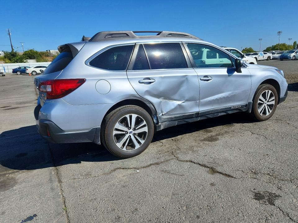 2018 SUBARU OUTBACK 2.5I LIMITED 3