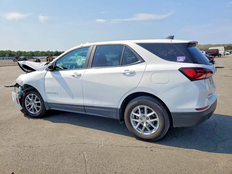 2024 CHEVROLET EQUINOX LS 2